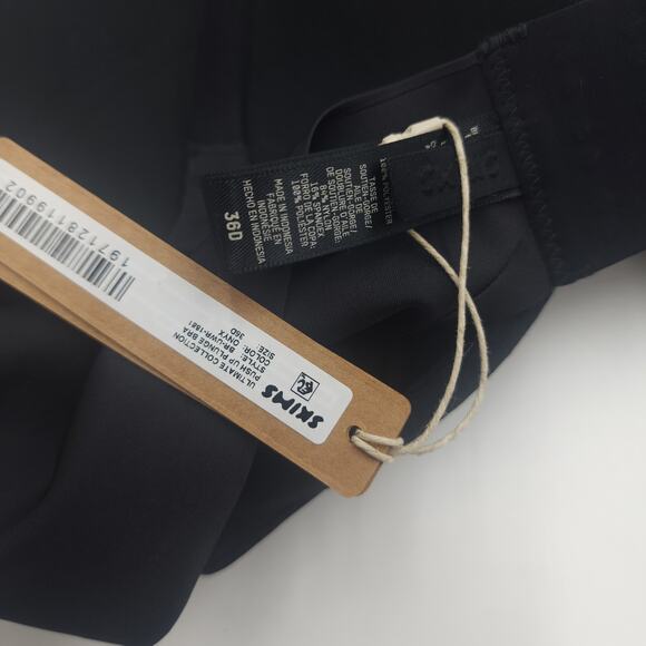 SKIMS Black Bra push up plunge Onyx 36D - Picture 7 of 7